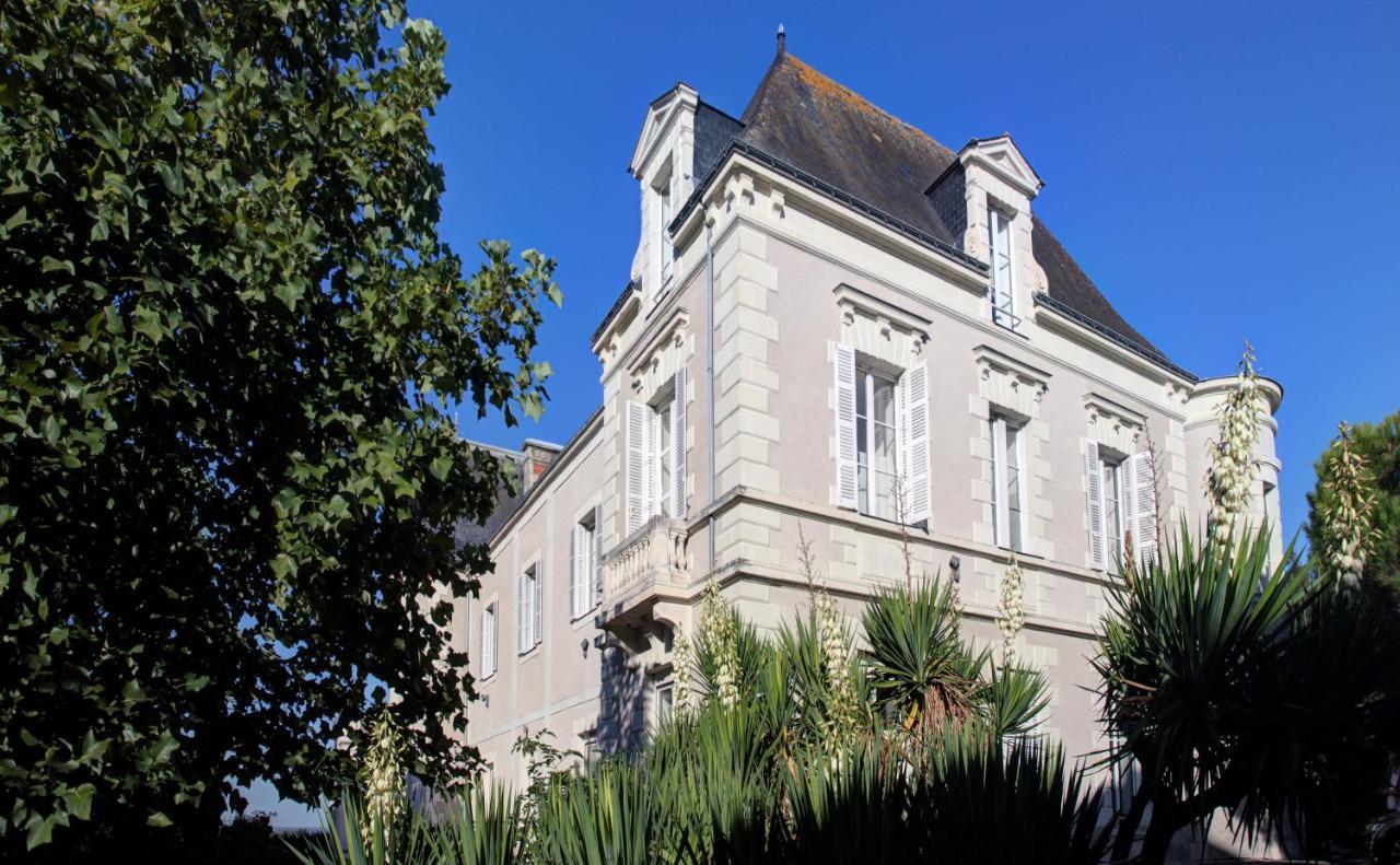 Vignoble Chateau Piegue - Winery Rochefort-sur-Loire エクステリア 写真